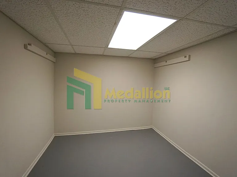 10123 S Crandon Ave — Photo 19