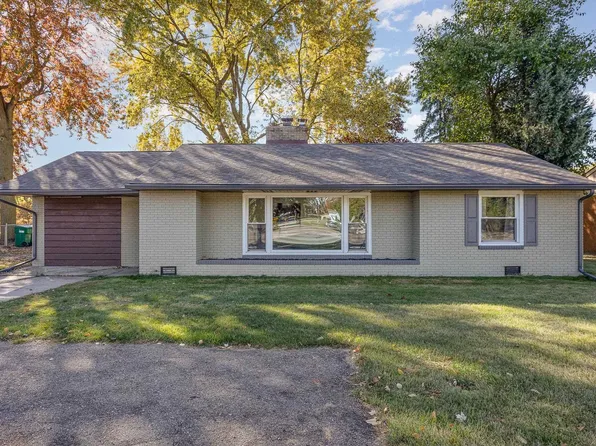 1217 E Salzburg Rd, Bay City, MI 48706