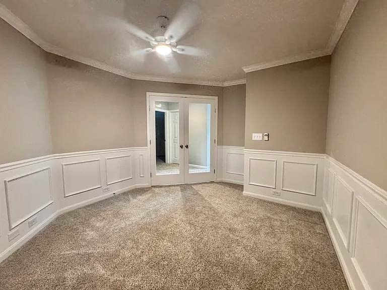 7761 Devonshire Dr #304 — Photo 9