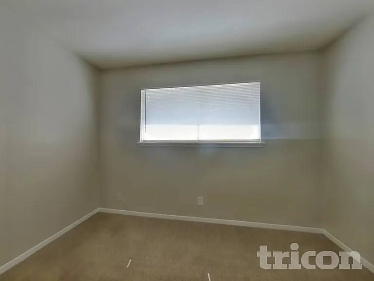 24122 Spring Mill Ln — Photo 12