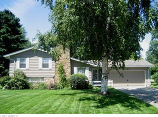 17 N Hickin Ave, Rittman, OH 44270