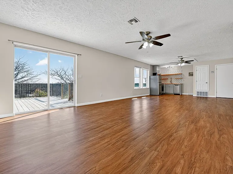 16200 Round Mountain Rd #B — Photo 4