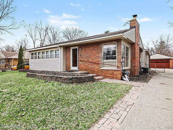 3rd image of 2174 Middlebelt Rd