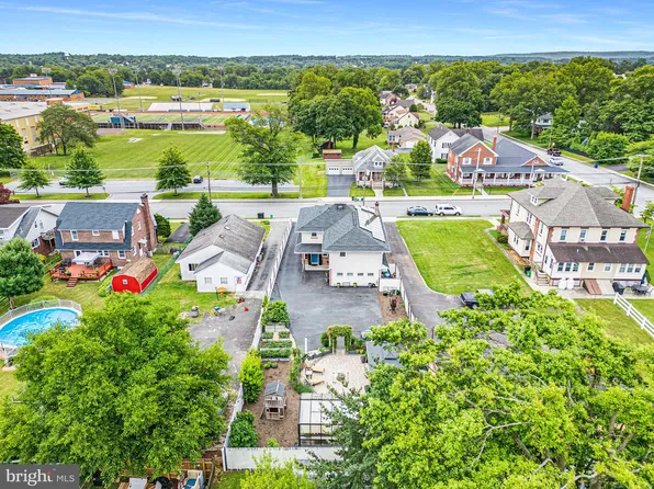 615 Washington St, Royersford, PA 19468