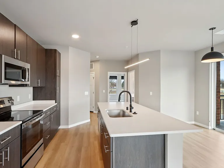 The Tuxedo Apartments — Photo 129