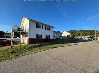 477 Kanawha Ave, Madison, WV 25130
