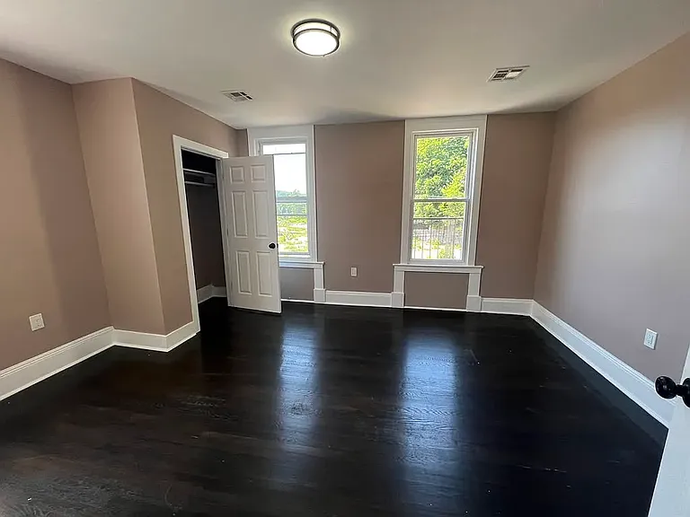 26 Ryle Ave #3 — Photo 2