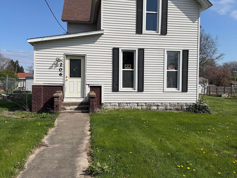 1st image of 206 E Wayland Ave