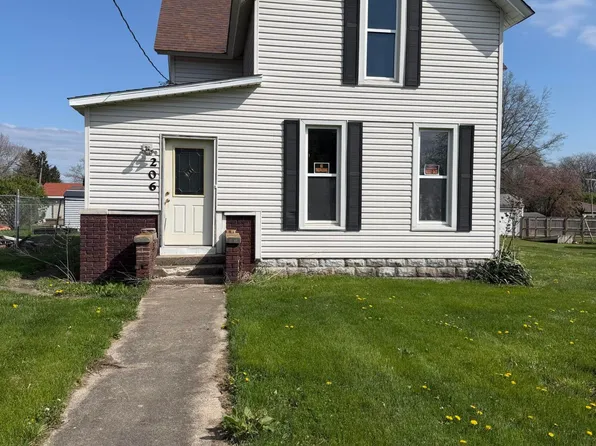 206 E Wayland St, Goodland, IN 47948