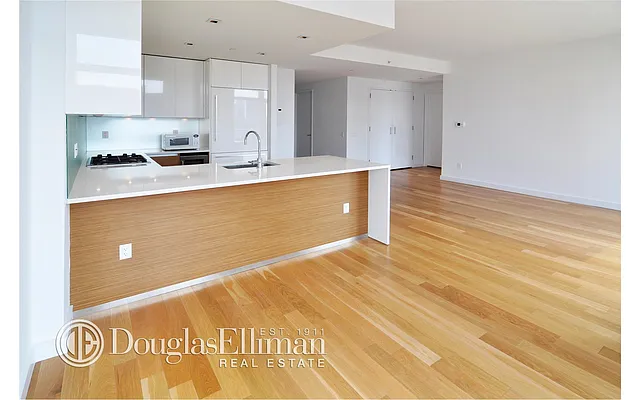 Rented by Douglas Elliman | media 24