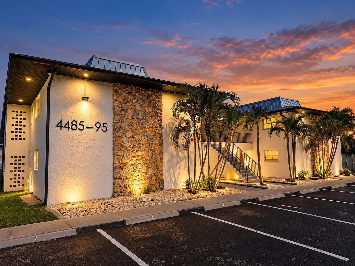 2 bed, 850 sqft, $1,495 — Photo 1