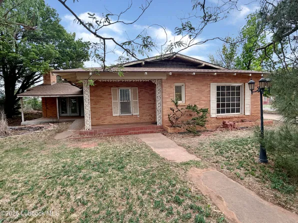 402 E Cardwell St, Brownfield, TX 79316