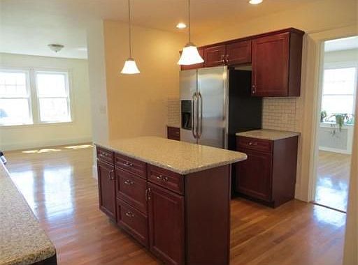 2nd image of 35 Rockdale Ave