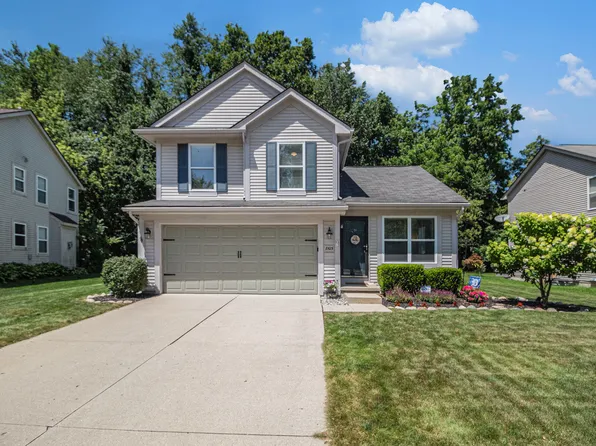 8523 Berkshire Dr, Ypsilanti, MI 48198