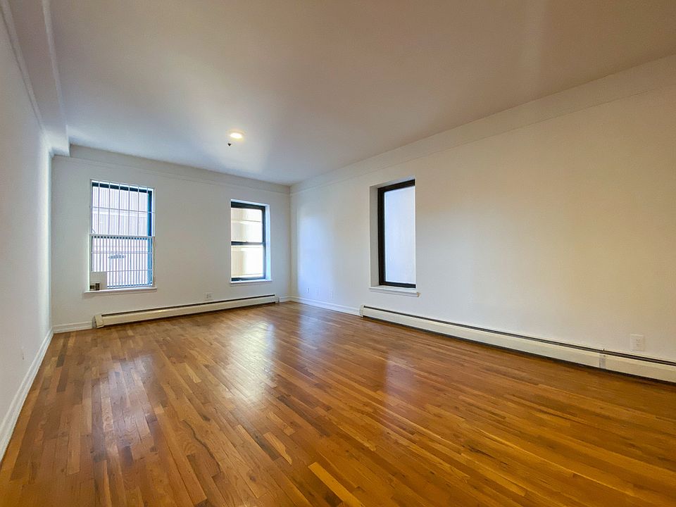 1st image of 246 Manhattan Ave APT 6a