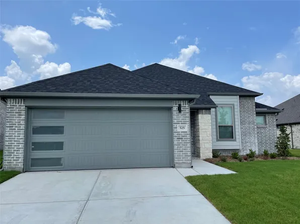 525 Ardsley Ln, Forney, TX 75126