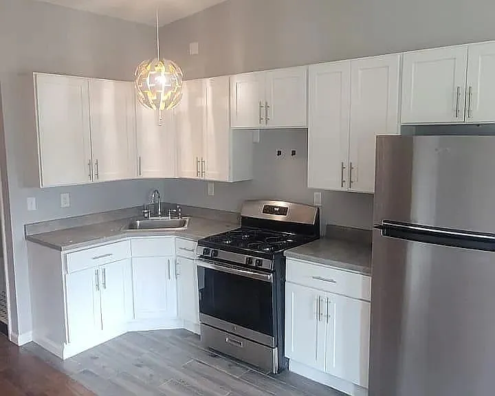 158 Broadway #B — Photo 4