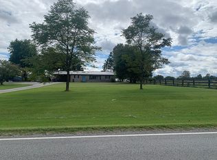 1422 Hopkinsville St, Princeton, KY 42445