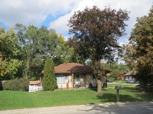 16W694 3rd Ave, Bensenville, IL 60106