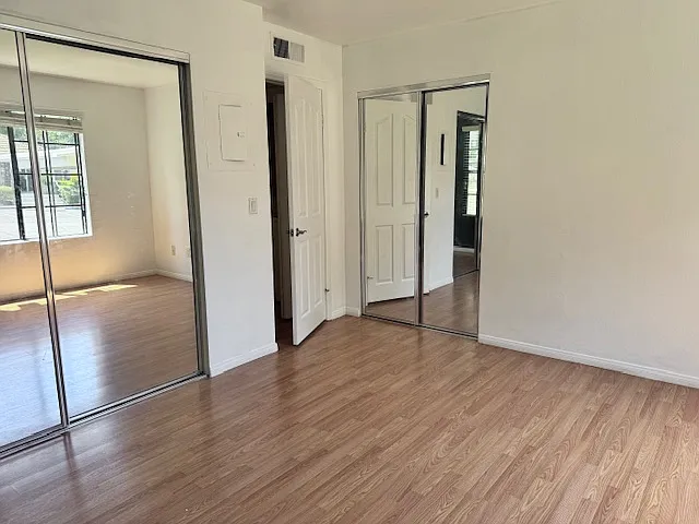14996 Avenida Venusto #25 — Photo 8