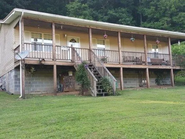 101 Iron Ore Dr, Rose Hill, VA 24281