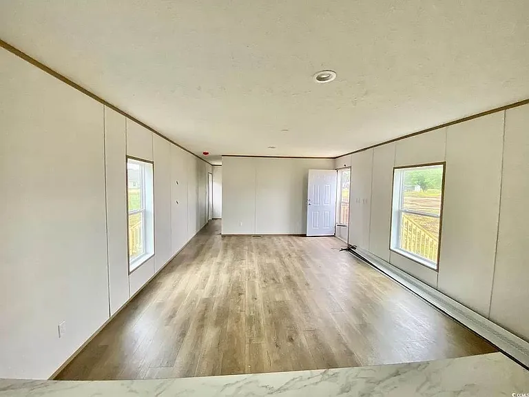 1434 Nathan Dr — Photo 10