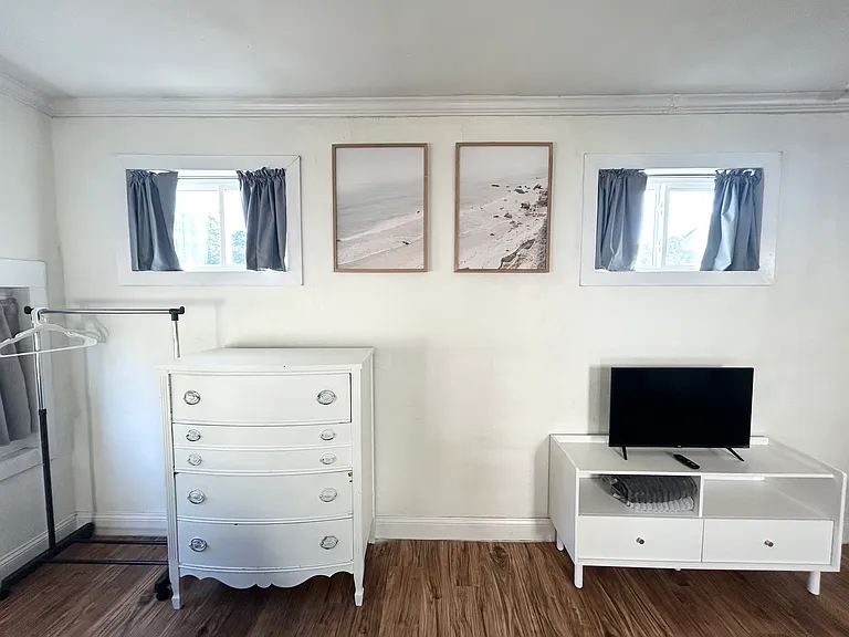 419 N F St #2 — Photo 8