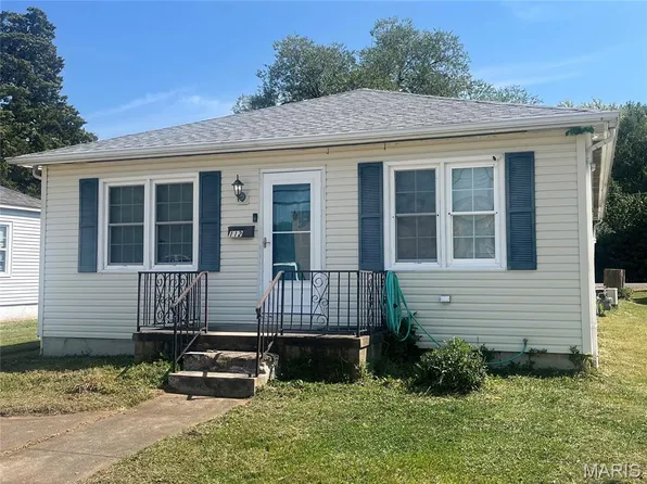 112 Orchard St, Sullivan, MO 63080