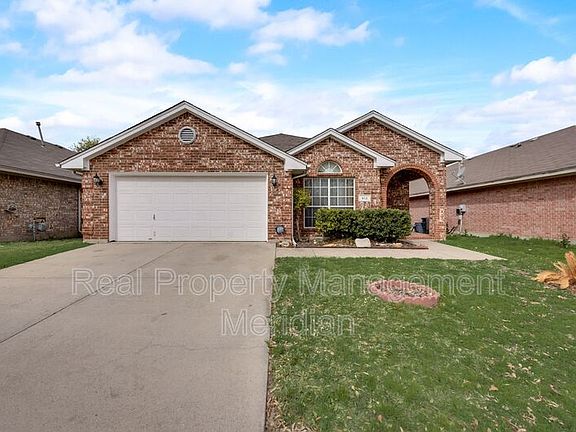 2nd image of 912 Churchhill Dr