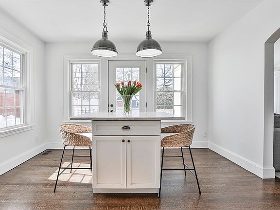 5th image of 1185 Brook Rd