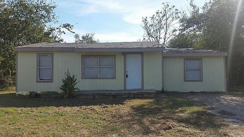 1st image of 11400 Blossom Cir