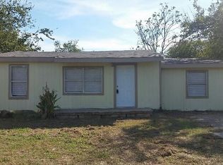 11400 Blossom Cir, Balch Springs, TX