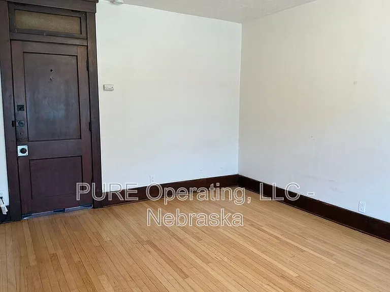 120 N 6th St — Photo 93