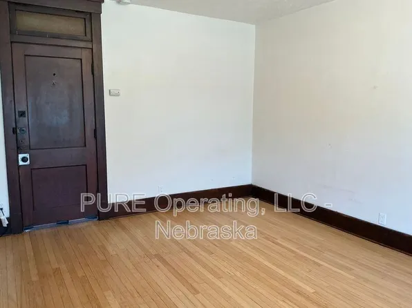 120 N 6th St