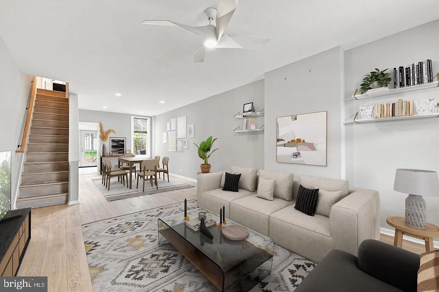 2 bed, 1.0 bath, 1200 sqft, $2,100 — Photo 4
