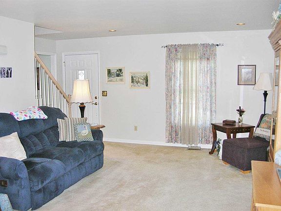 4th image of 3623 Hartford Pl