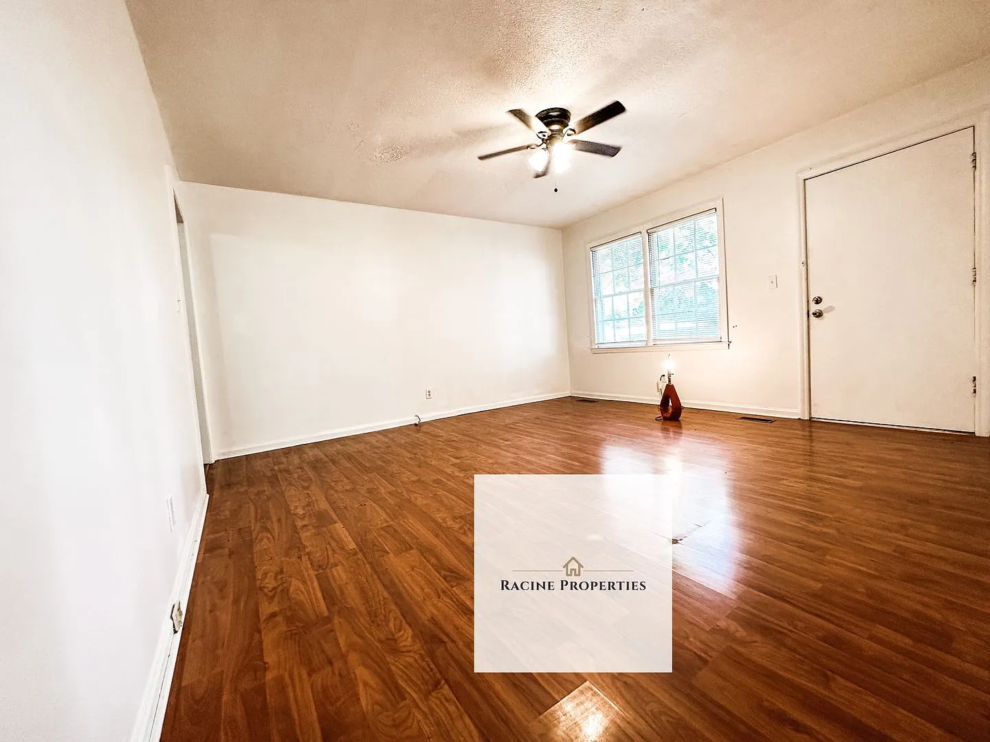 Cozy Three-Bedroom Home in Spartanburg, SC! — Photo 4