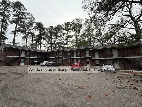 1021 W Rowan St Photo 1