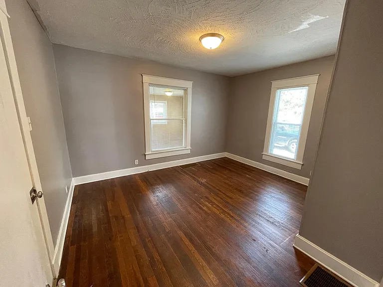 1627 Blaine Ave — Photo 34