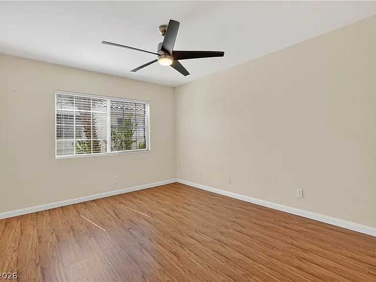 7926 Rosellen Ave — Photo 13