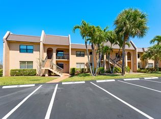 125 Lake Nancy Dr APT 143, West Palm Beach, FL 33411