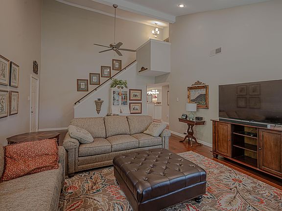 3rd image of 8117 W Ravenhill Dr #17