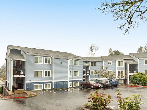3rd image of 47 Eagle Crest Dr Unit 26