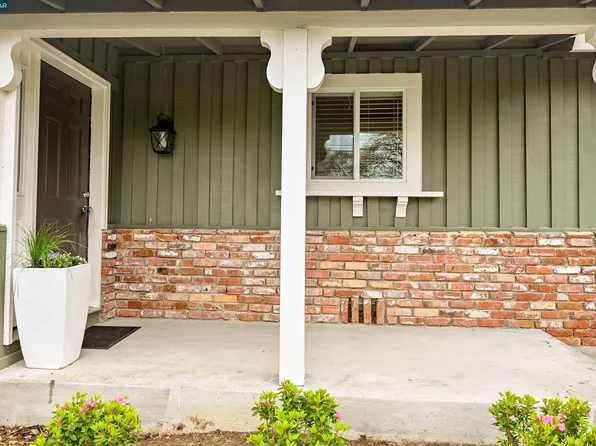 271 Verde Mesa Dr, Danville, CA 94526