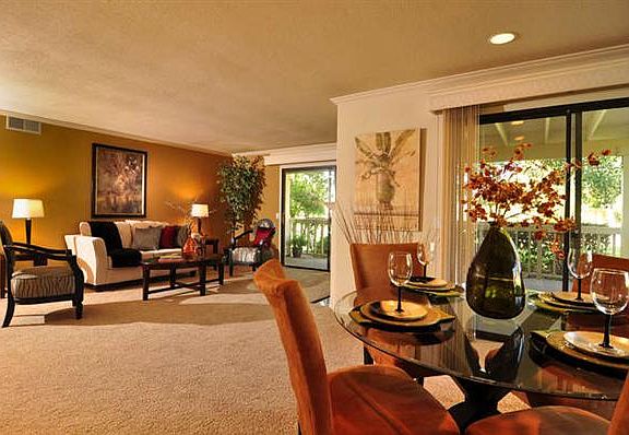 2nd image of 8407 Chenin Blanc Ln