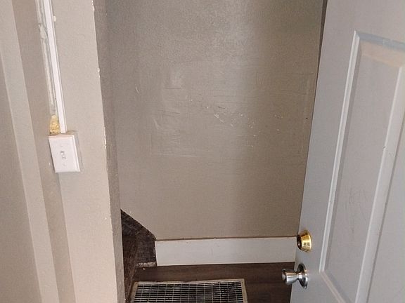 4th image of 2025 2nd Ave S #1