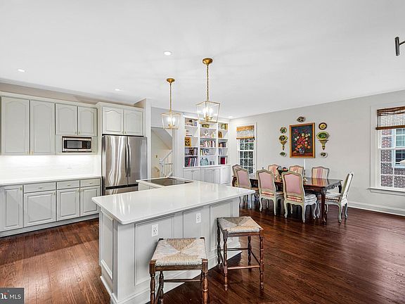 4th image of 10508 James Wren Way