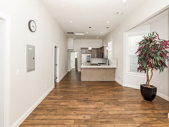 5-photo-Living-Room