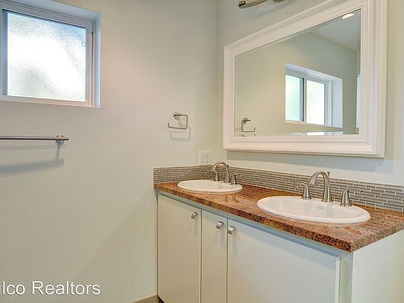 4th image of 3201 Chaparral Ln