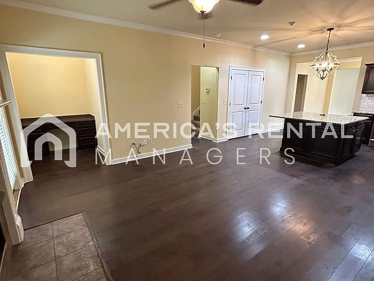 3651 Chalybe Cv — Photo 18